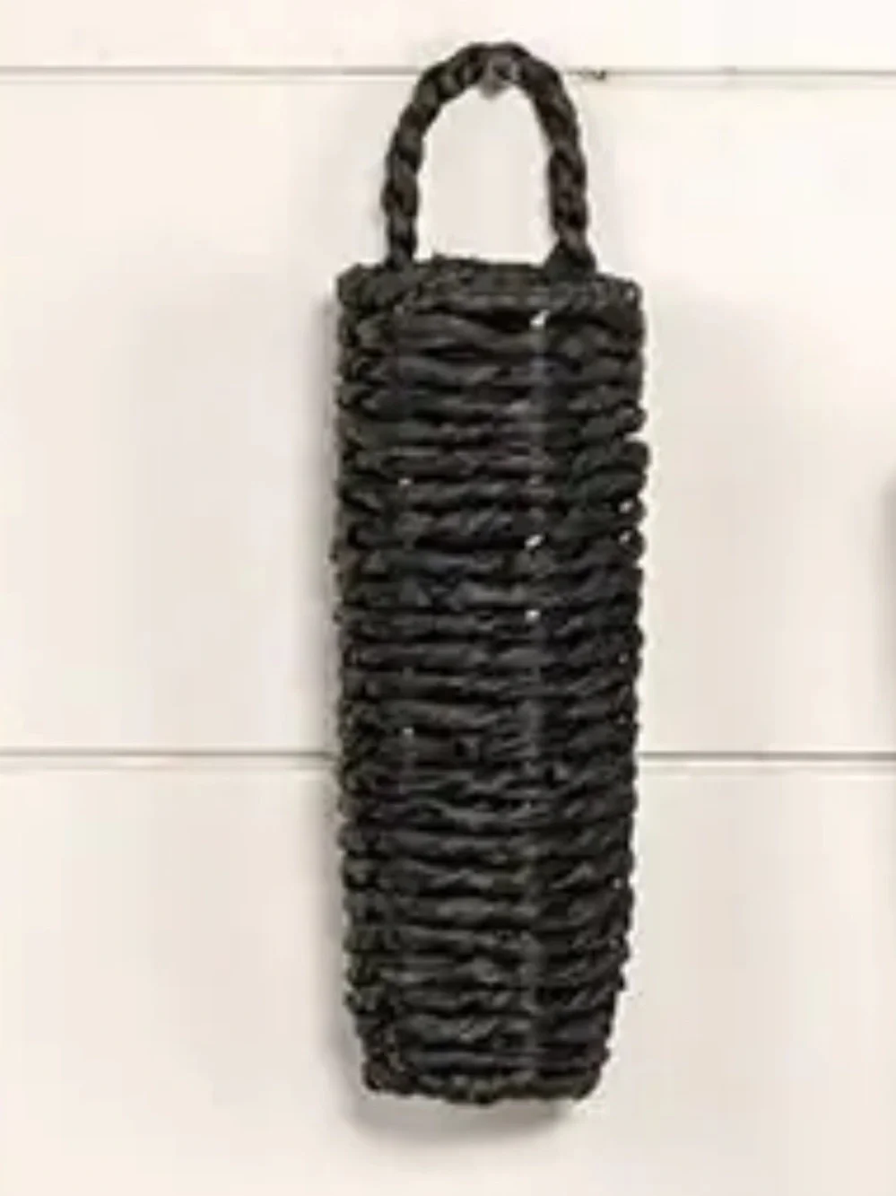NWT Woven Grass Black Wall Basket -black -11”
